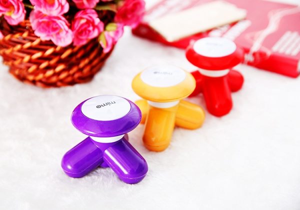 Mini Electric Body Massager – Usb Powered Handheld Vibration Machine For Neck, Back, Shoulder & Muscle Pain Relief | Portable Therapy Tool For Men & Women (random Color)